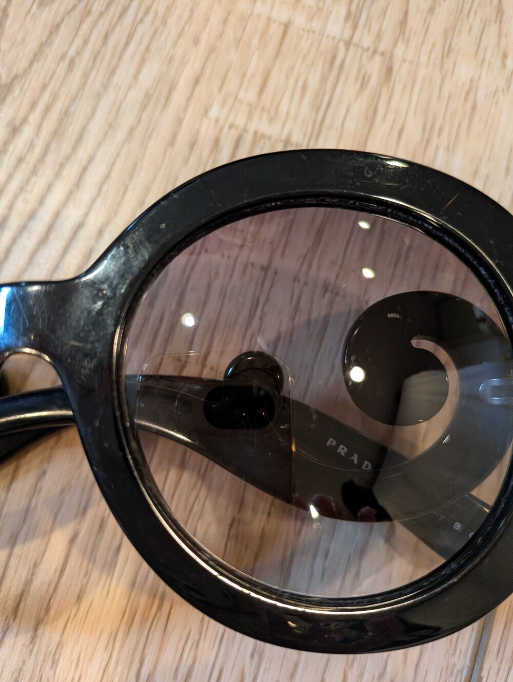 Prada Minimal Baroque Round Black Sunglasses SPR 27N Made in Italy - Picture 4 of 15